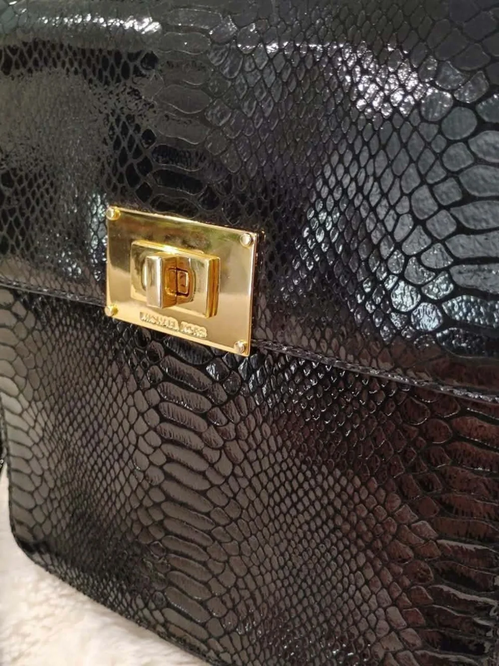 🖤 VTG MICHAEL KORS Black Python Embossed Sloan Flap Bag🖤
